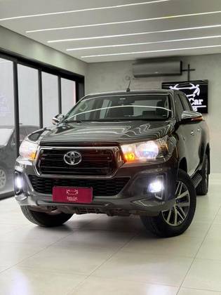 TOYOTA HILUX SW4 2.7 SRV 7 LUGARES 4X2 16V FLEX 4P AUTOMÁTICO